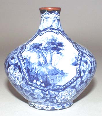 Vase c1900